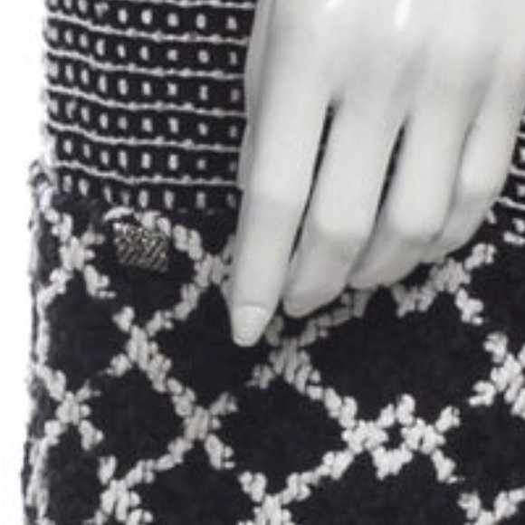 HP🎉 Chanel Spring 2009 Runway Sequin Shift Dress - Picture 8 of 8